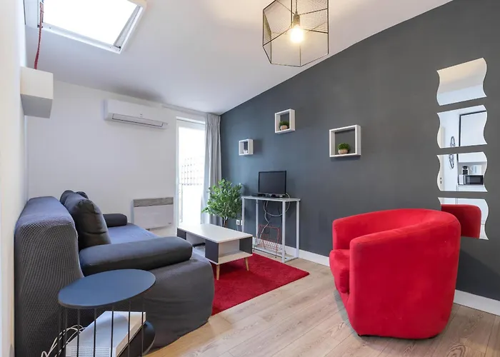 Apartment Magenta Square 1 Bdr With Ac