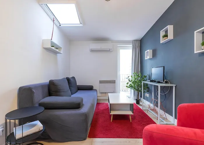 Magenta Square 1 Bdr With Ac Apartamento